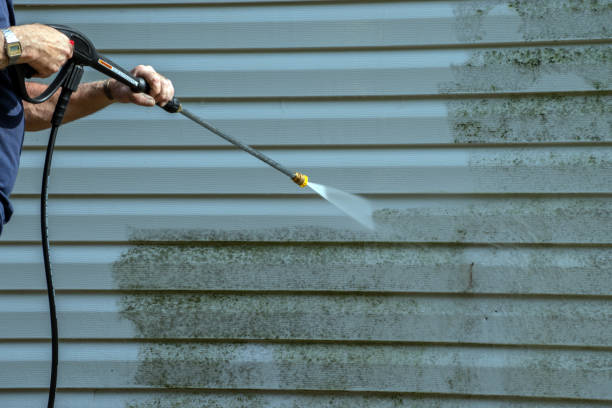 Best Animal Enclosure Cleaning  in Delevan, NY